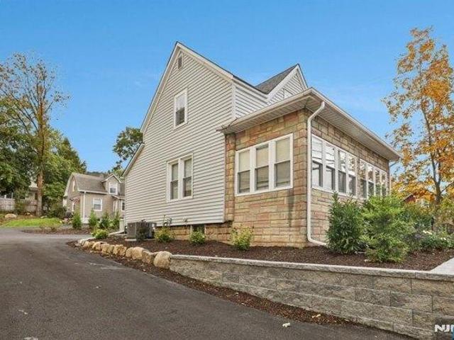 House for sale in Glen Rock, New Jersey