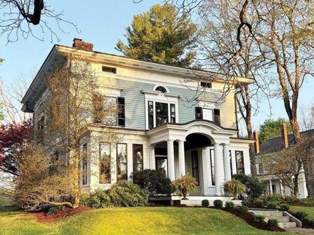 House for sale in Grafton, Massachusetts