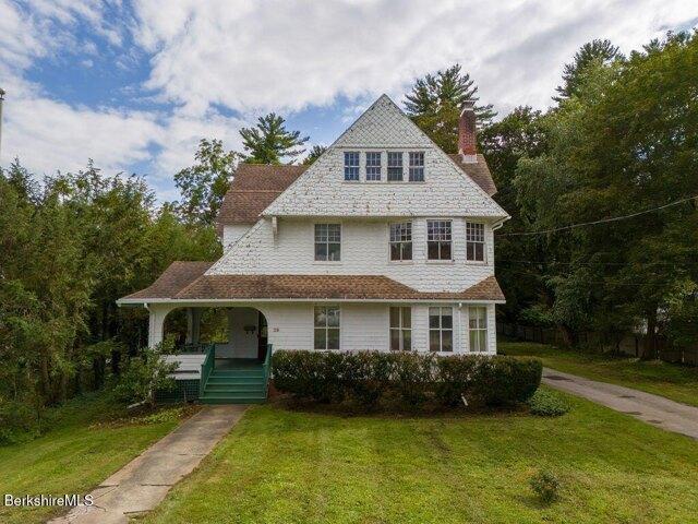 House for sale in Berkshire Heights, Great Barrington