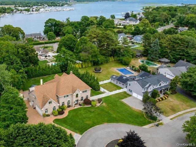 House for sale in Bohemia, New York