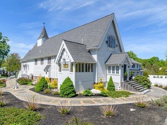 House for sale in Groton, Massachusetts