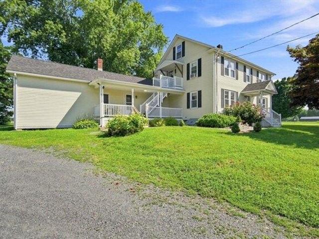 House for sale in Hadley, Massachusetts