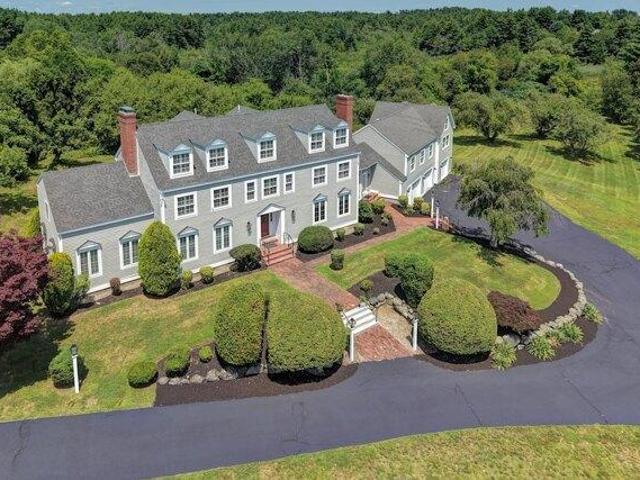 House for sale in New Hampshire