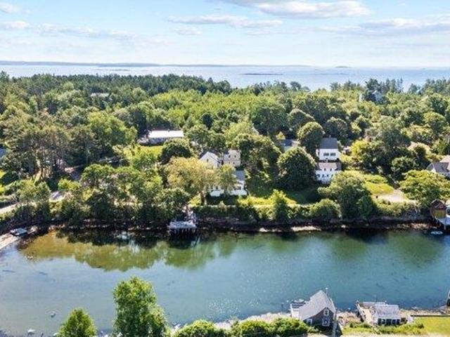 House for sale in Bailey Island, Maine