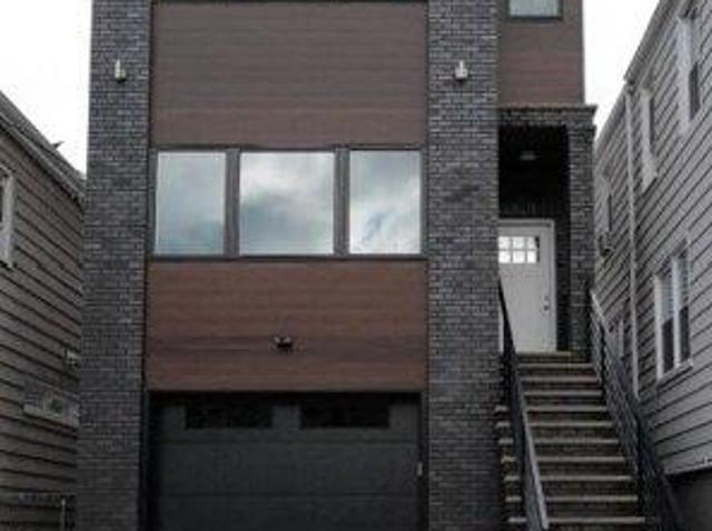 House for sale in Hudson, New Jersey