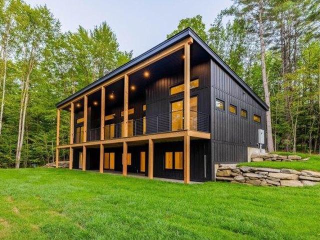 House for sale in Plantsville, Vermont