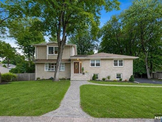 House for sale in Hillsdale, Bergen County