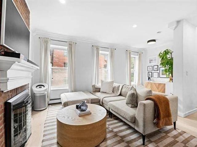 House for sale in Hudson, New Jersey