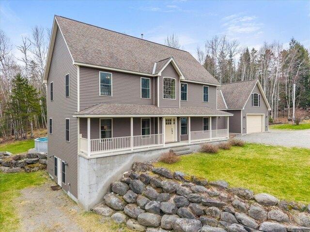 House for sale in Holden, Maine