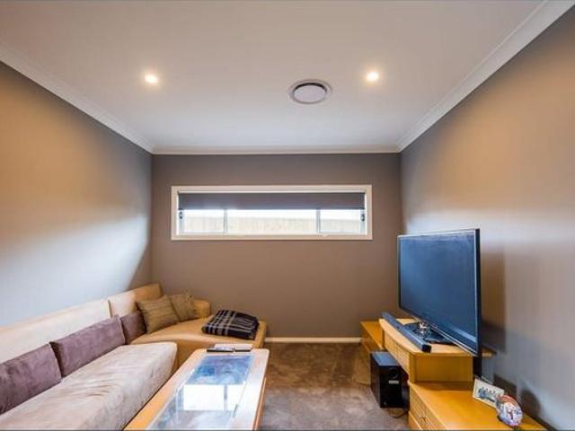 House for rent in Airds, Sydney