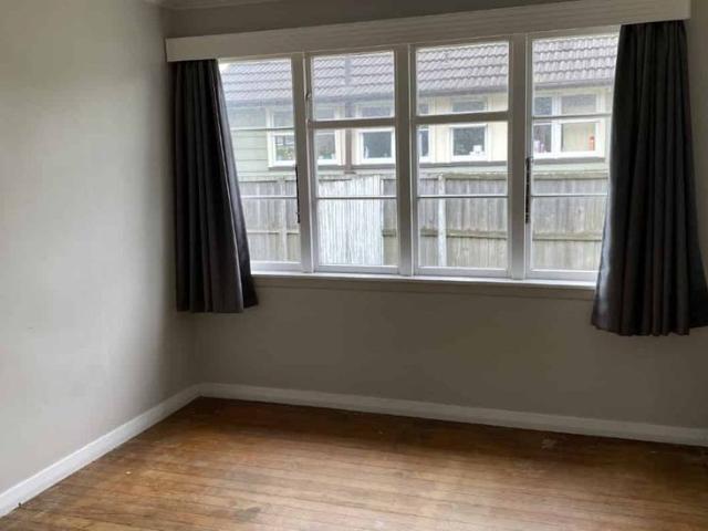 House for rent in Chaslands, Canterbury