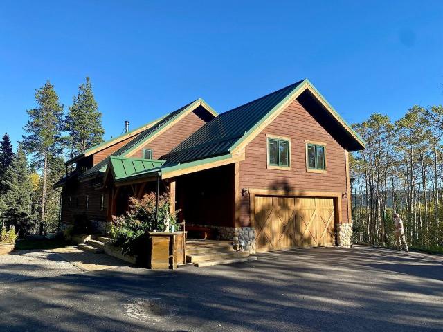 House for rent in Bragg Creek, Alberta