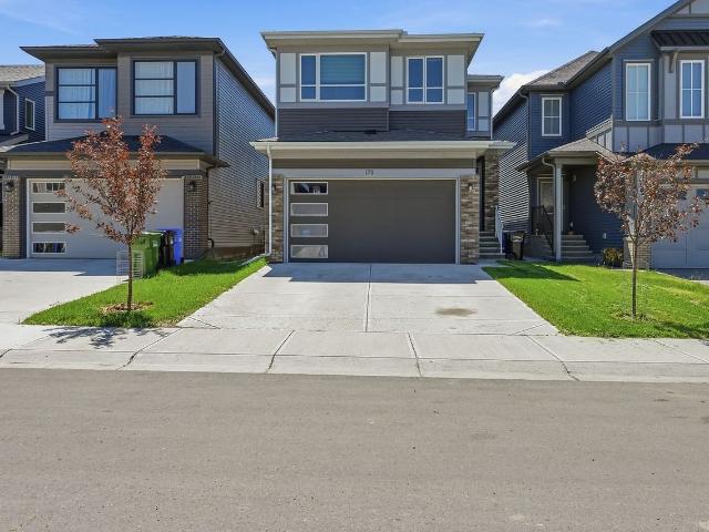 House for rent in Rangeview, Calgary