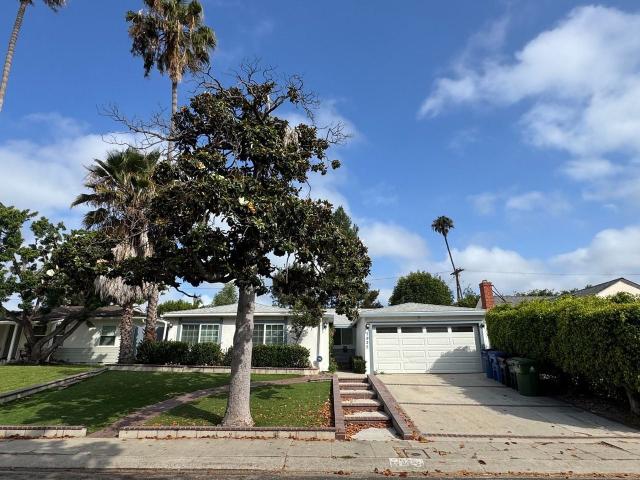 House for rent in Canoga Park, California