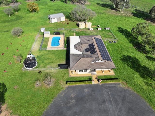 Cottage for sale in Breelong, New South Wales