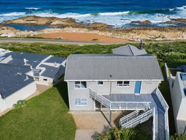 House for sale in Groot Brak Rivier, Western Cape