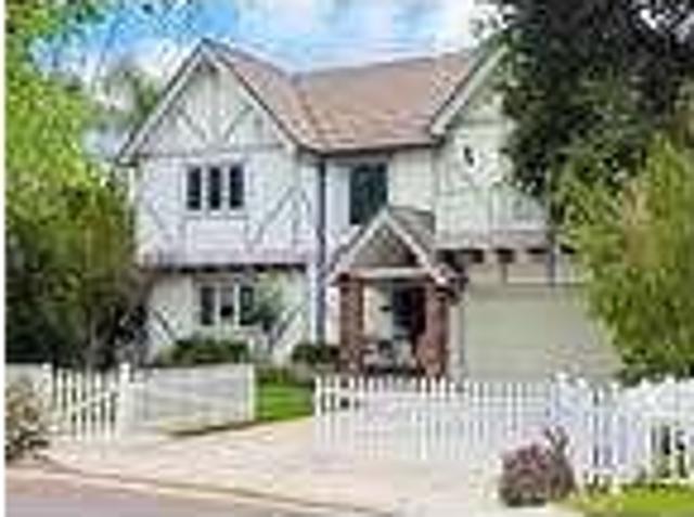 House for rent in Encino
