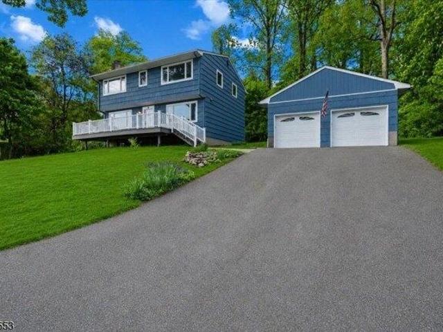 House for sale in Glasser, New Jersey