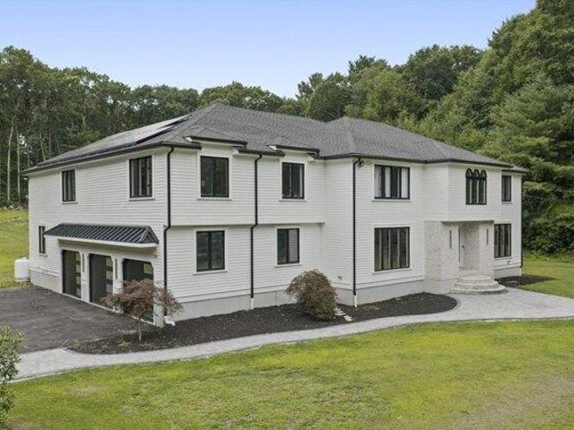 House for sale in Hopedale, Massachusetts