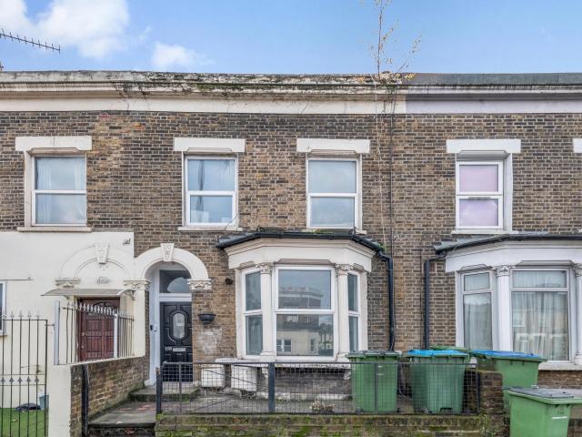 Apartment for rent in East Greenwich, Greater London