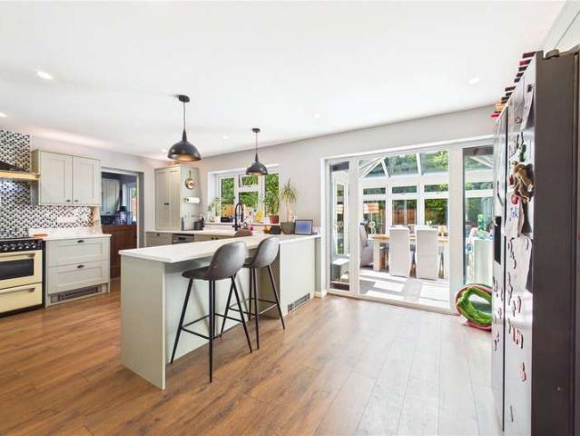 House for sale in Burghfield Common, West Berkshire