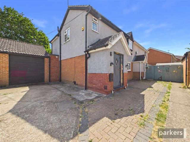 House for sale in Earley