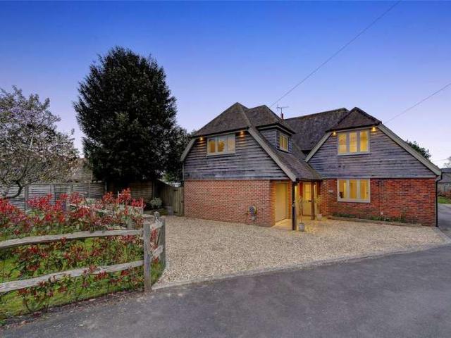 House for sale in Littlecote, West Sussex