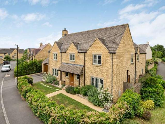 House for sale in Fossebridge, Gloucestershire