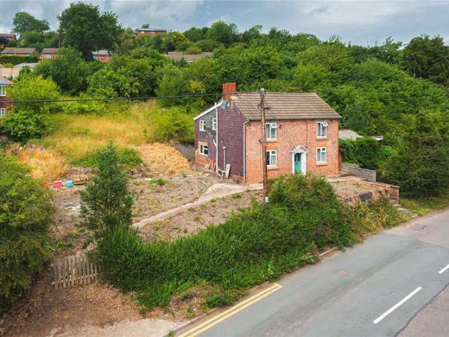 House for sale in Newtown, Wales