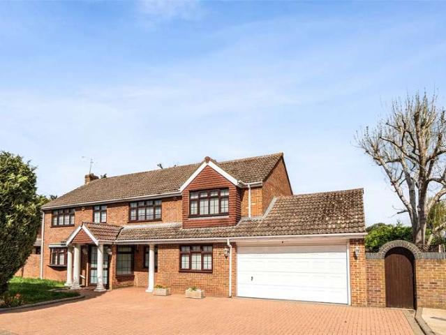 House for sale in Denham
