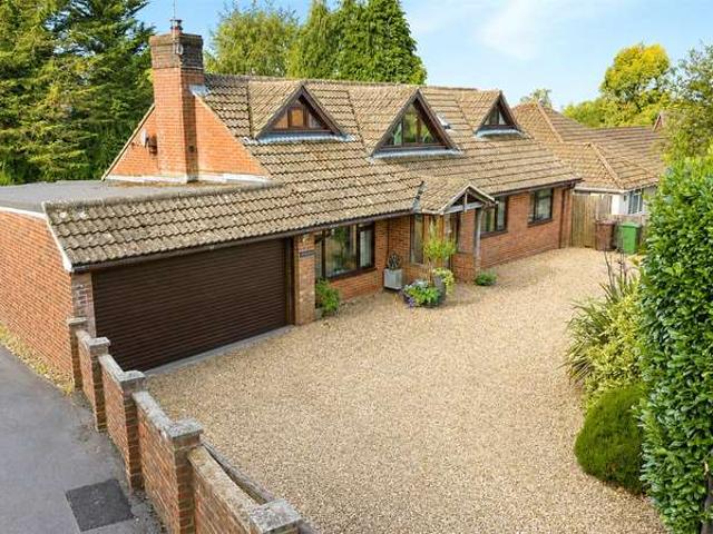 House for sale in Bolton Low Houses, Hampshire