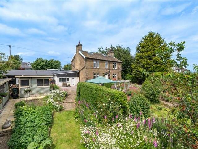 House for sale in Eldwick, Bradford