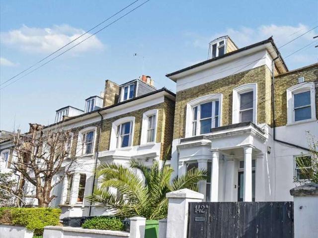 House for sale in Shepherd's Bush, Greater London