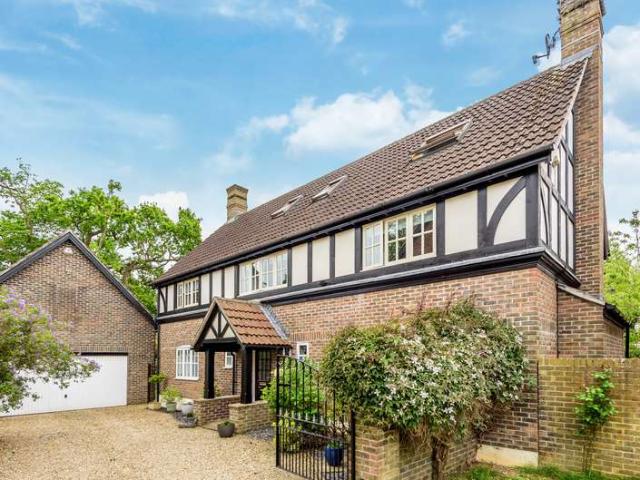 House for sale in Yeovil, Somerset