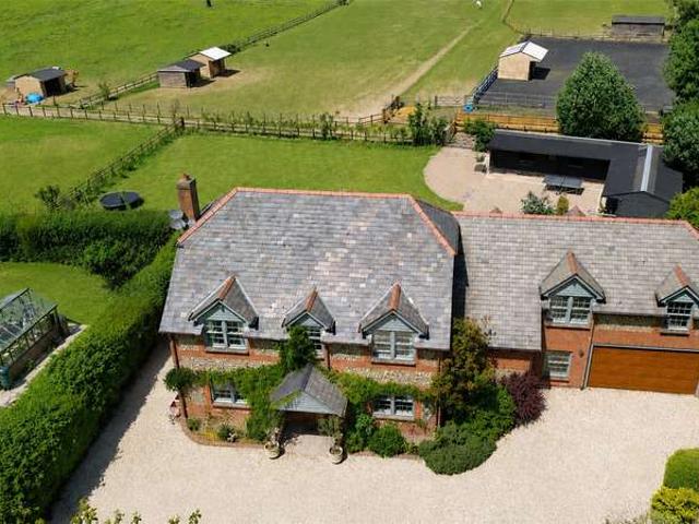 House for sale in Bolton Low Houses, Hampshire