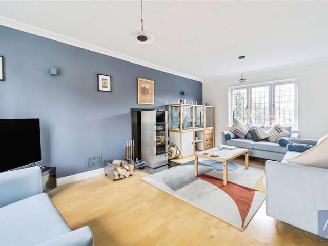House for sale in Evershot, Oxfordshire