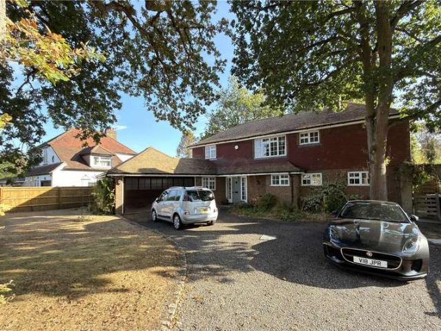 House for sale in Wooburn, Berghers Hill