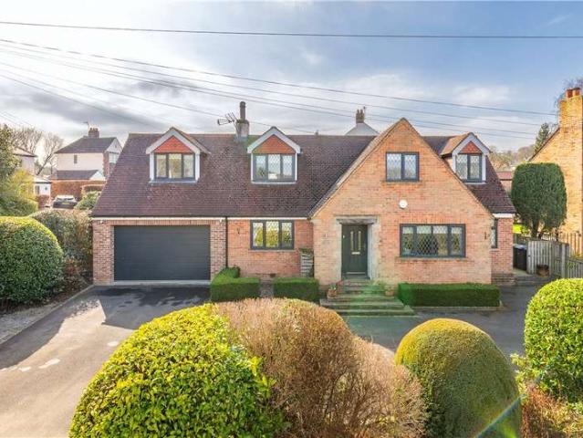 House for sale in Homestead Estate, Bradford