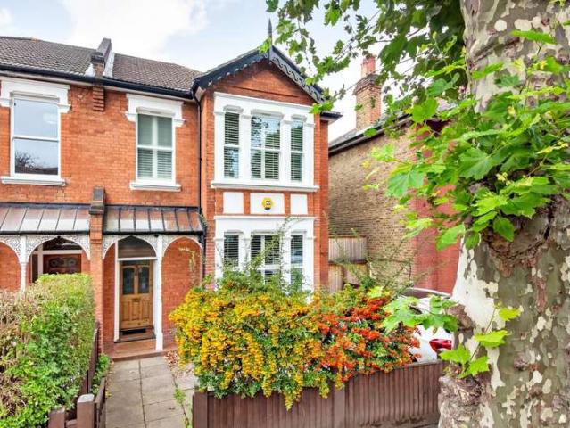 House for sale in Dulwich, Greater London