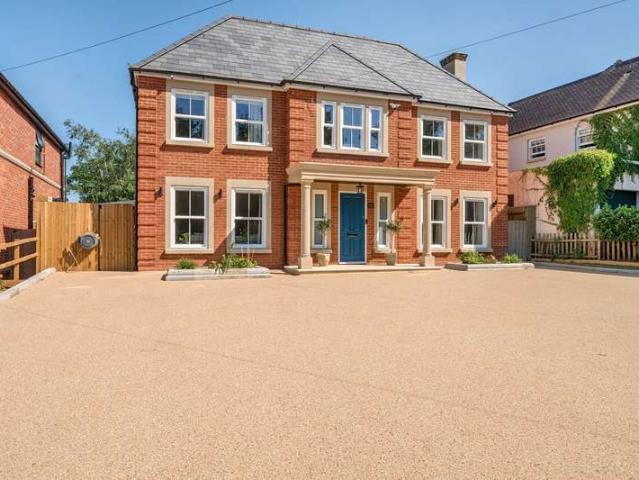 House for sale in Denham, Higher Denham
