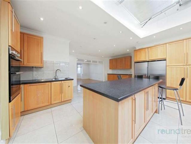 House for sale in London Borough of Barnet, Greater London