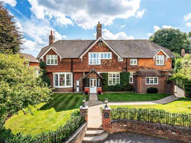 House for sale in Shalford, Westborough