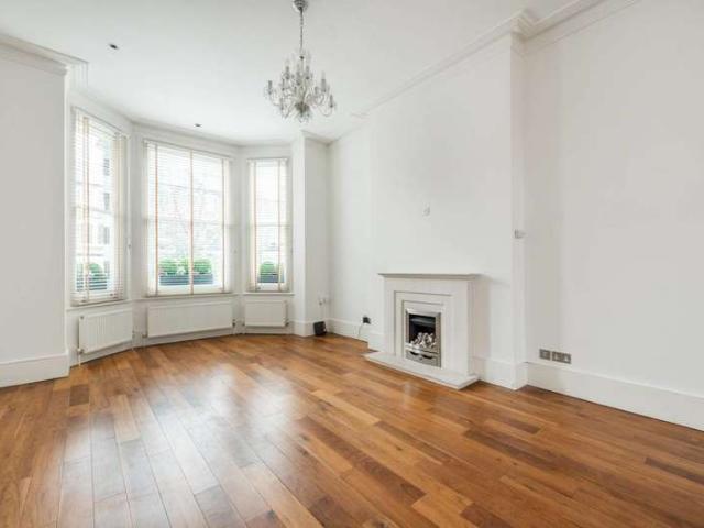 House for rent in North Kensington, North Kensington