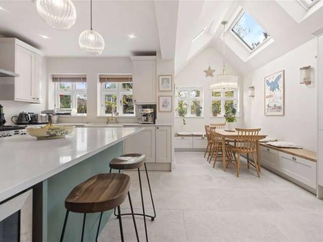House for sale in Streatham, Greater London