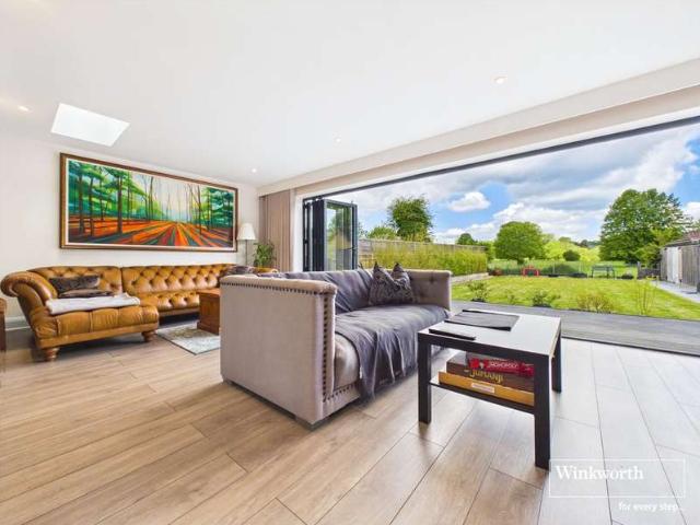 House for sale in Purley on Thames, West Berkshire