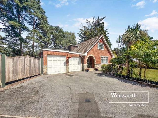 House for sale in St Leonards, East Dorset