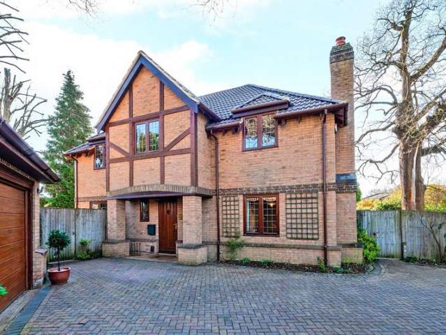 House for sale in Sheerwater, Woking