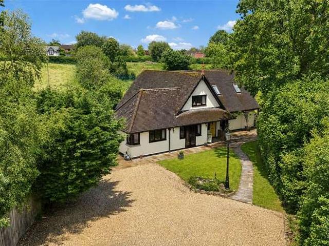 House for sale in Barton Stacey, Hampshire