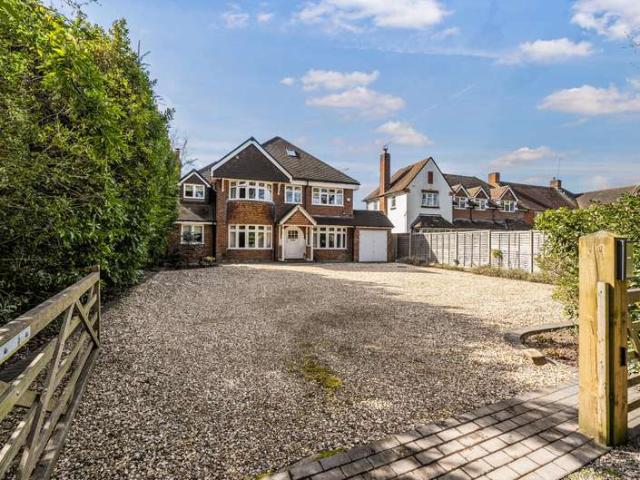 House for sale in Earley