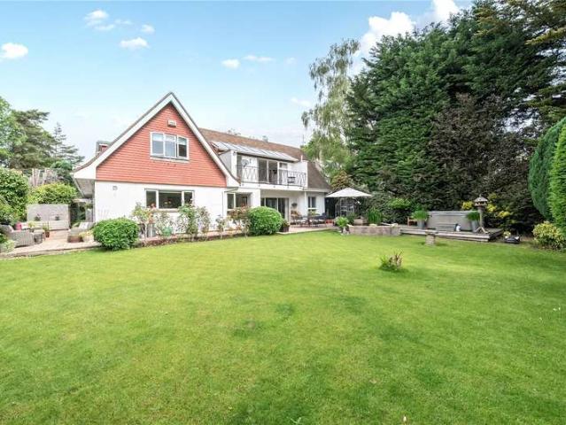 House for sale in Heatherside, Heol-las